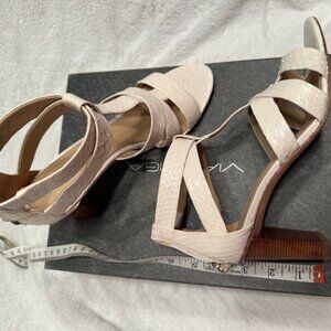 cream chunky heel sandals